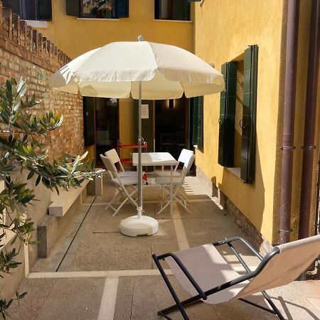 Appartamento Tre Archi Con Corte Privata Wenecja Zewnętrze zdjęcie