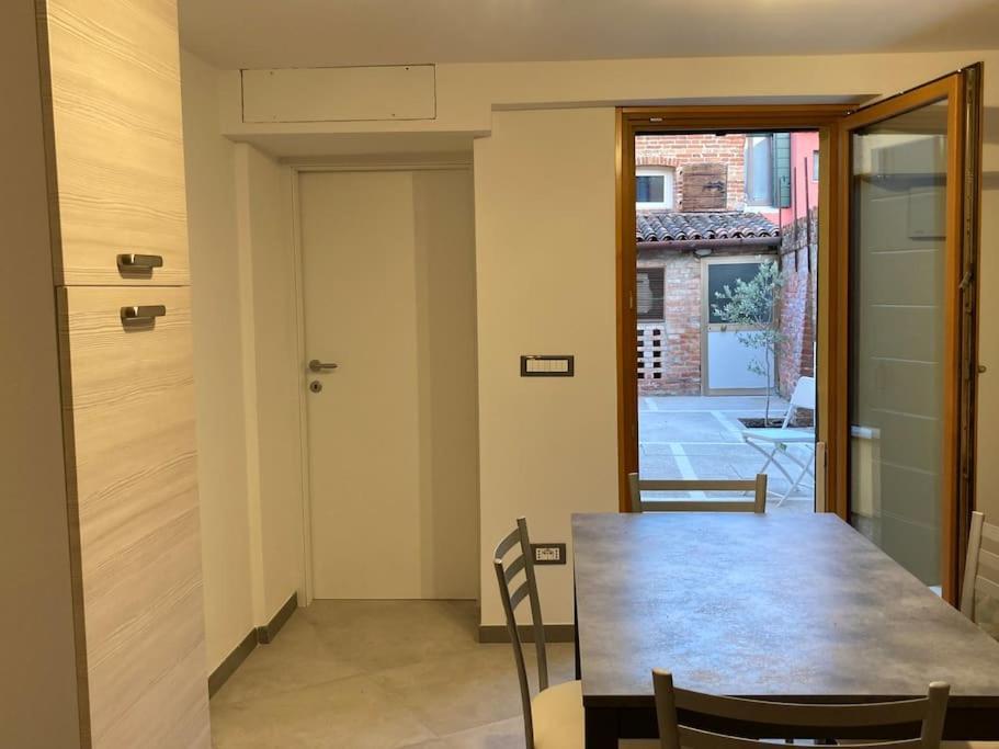 Appartamento Tre Archi Con Corte Privata Wenecja Zewnętrze zdjęcie