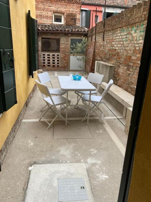 Appartamento Tre Archi Con Corte Privata Wenecja Zewnętrze zdjęcie