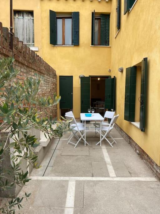 Appartamento Tre Archi Con Corte Privata Wenecja Zewnętrze zdjęcie